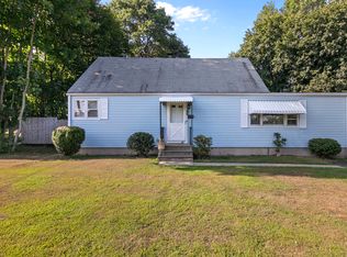 66 Loftus Circle, Bridgeport, CT 06606