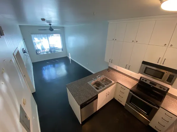 889 Date St, San Diego, CA