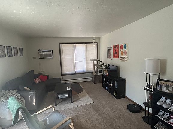 4th image of 1329 7th St SE #5