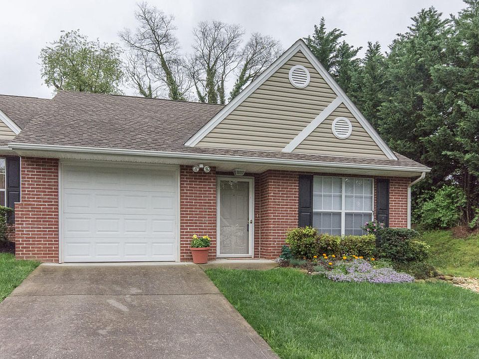 1st image of 124 Dalton Place Way