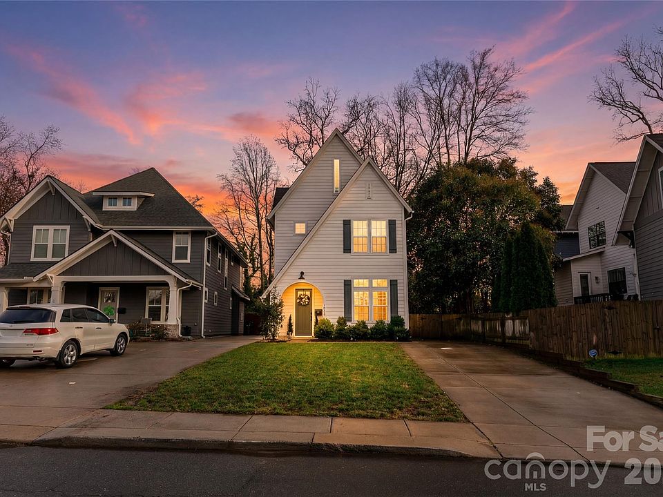 1st image of 1010 Everett Pl
