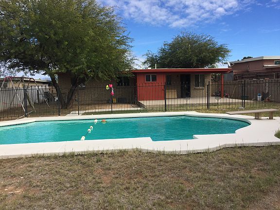 5th image of 5966 S Catalina Ave