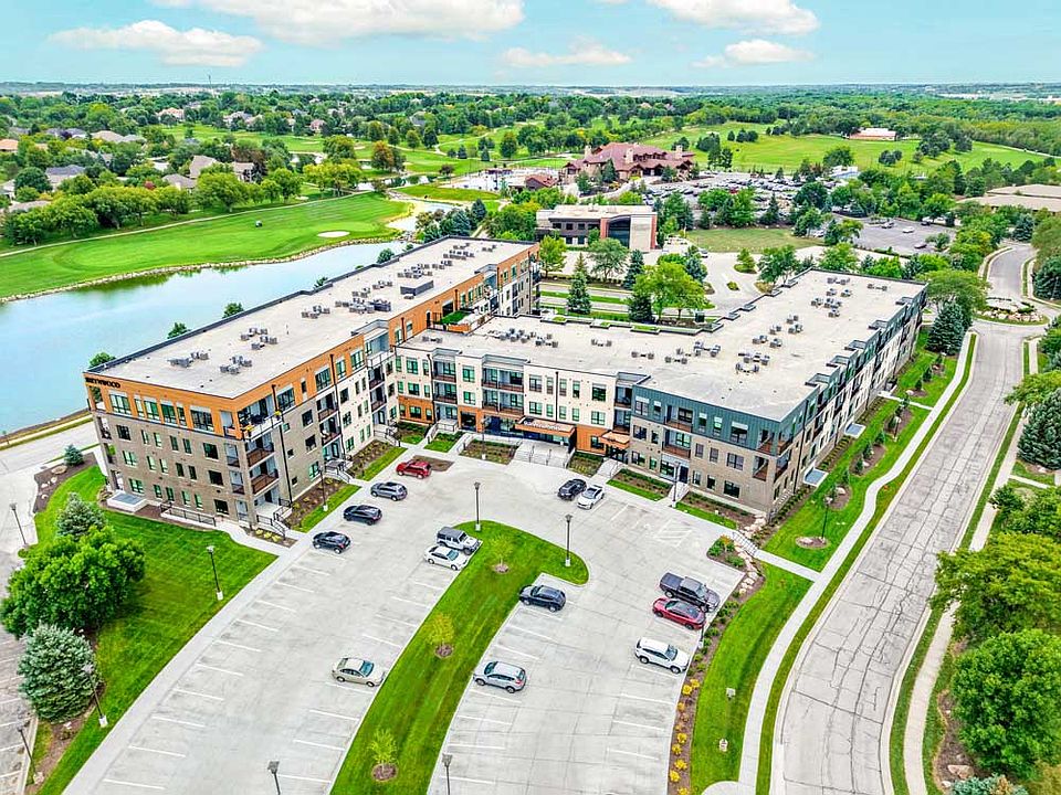 Soak in the scenic views and resort-style surroundings. Your next home sits just steps from nature and luxury.