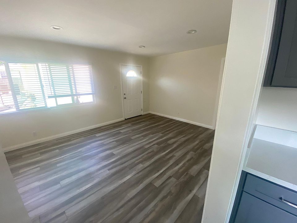 1st image of 409 N Olive Ave Unit B