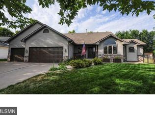 18038 Exeter Ct, Farmington, MN 55024