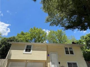 4608 E 139th St, Grandview, MO 64030