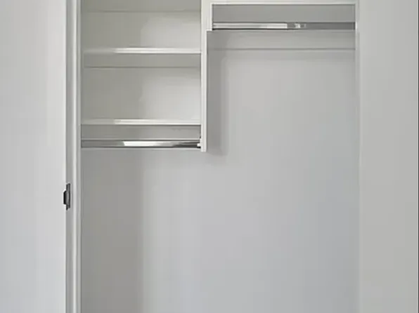 2455 3rd Avenue image 8 of 34