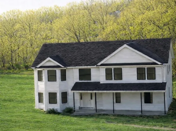 90 Pewter Circle, Chester, NY 10918