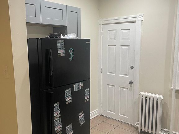 3rd image of 5414 Sansom St #1