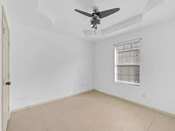 4th image of 3135 Lauren Oaks Ln