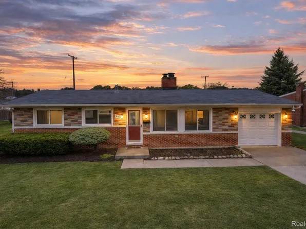 29840 Mason St, Livonia, MI 48154