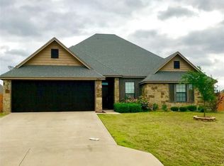 2827 Willow Ridge Cir, Granbury, TX 76049