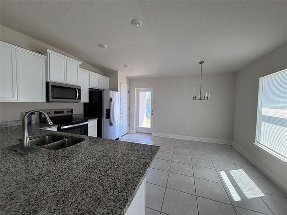4th image of 4391 Sagefield Dr