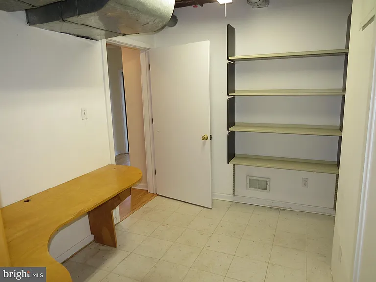 30 Kings Grant Rd — Photo 28