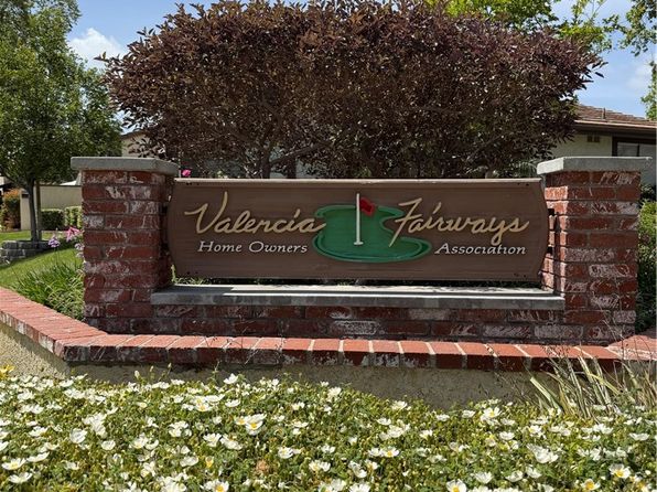 25723 Player Dr, Santa Clarita, CA 91355
