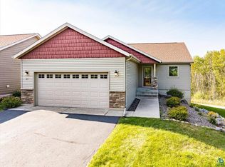 231 Hickory St, Duluth, MN 55811