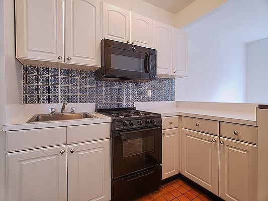 1st image of 321 E 75th St APT 2RE