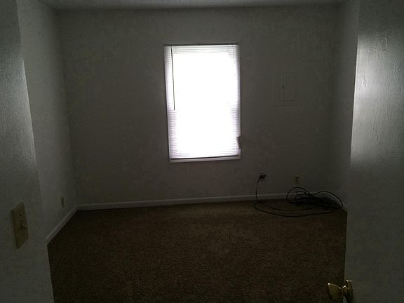 4th image of 3059 W St #1