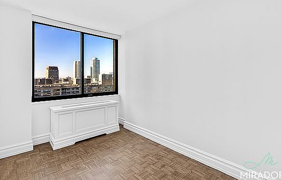 4th image of 145 W 67th St APT 32K