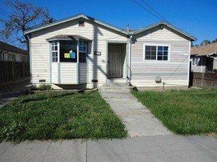 1st image of 859 N 16th St