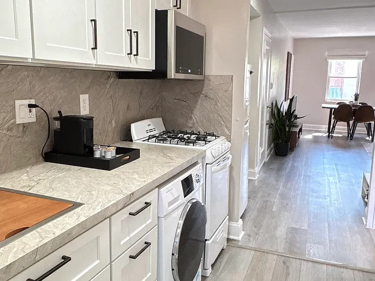 1520-1524 Queen St NE #1522-1 — Photo 7