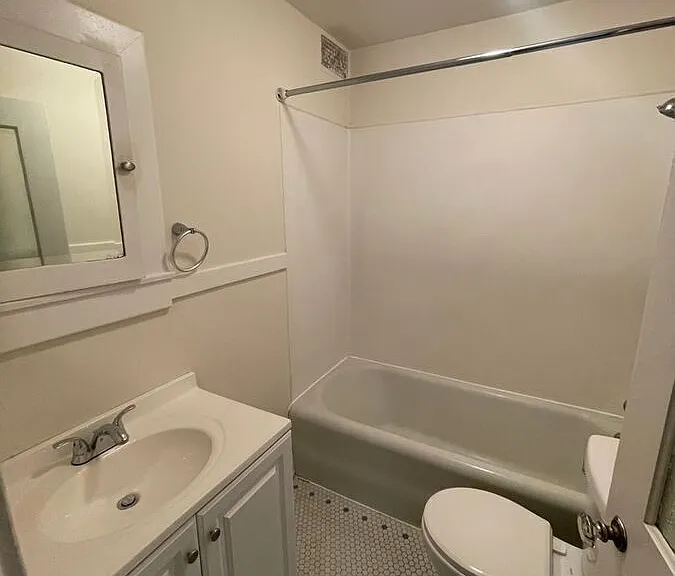 3932 Wallingford Ave N #1 — Photo 6