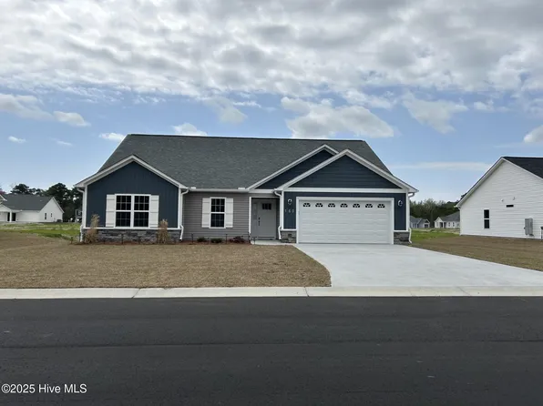 160 Patriot Drive, Newport, NC 28570