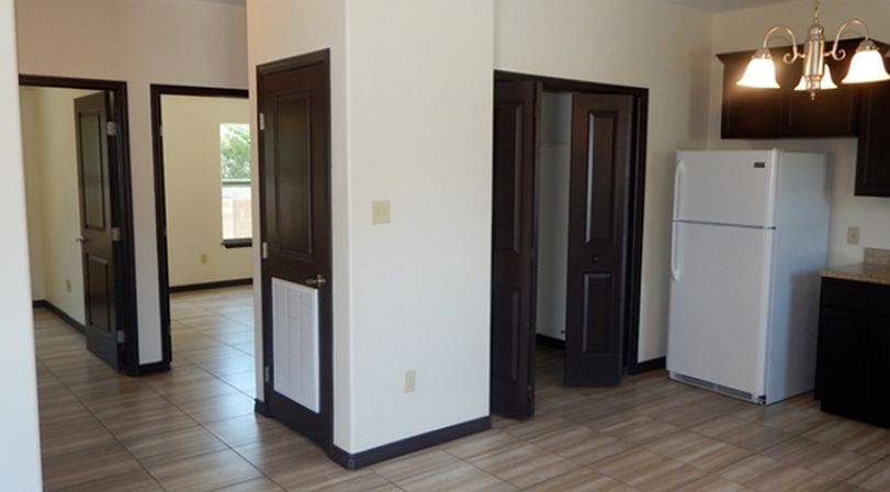 WD Room with Hallway