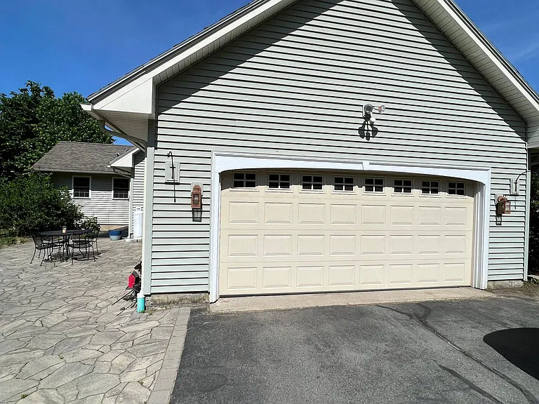 37 Reservoir Rd — Photo 11