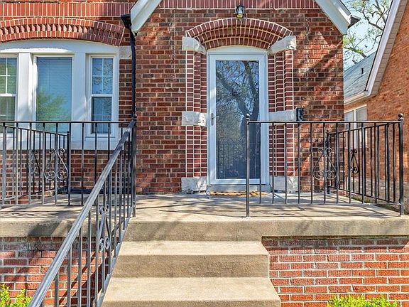 4th image of 5355 Winona Ave