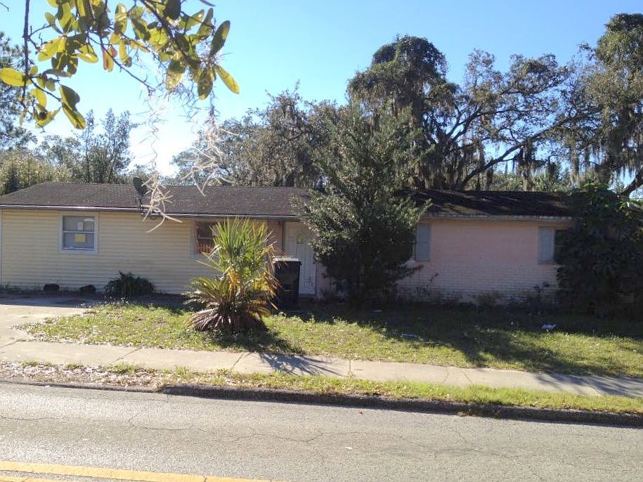1st image of 8520 N 46th St