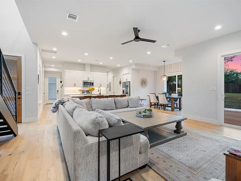 22218 Briarcliff Dr — Photo 8