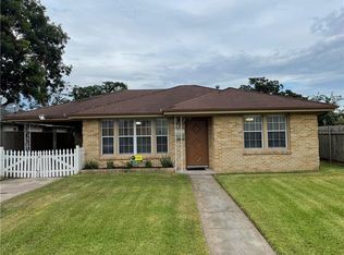 221 Saint George Ave, New Orleans, LA 70121