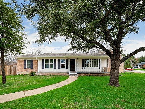 2nd image of 3137 Meadow Oaks Dr