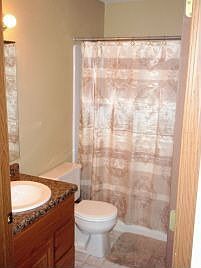 5th image of N110W17051 Ashbury Ln Unit 5