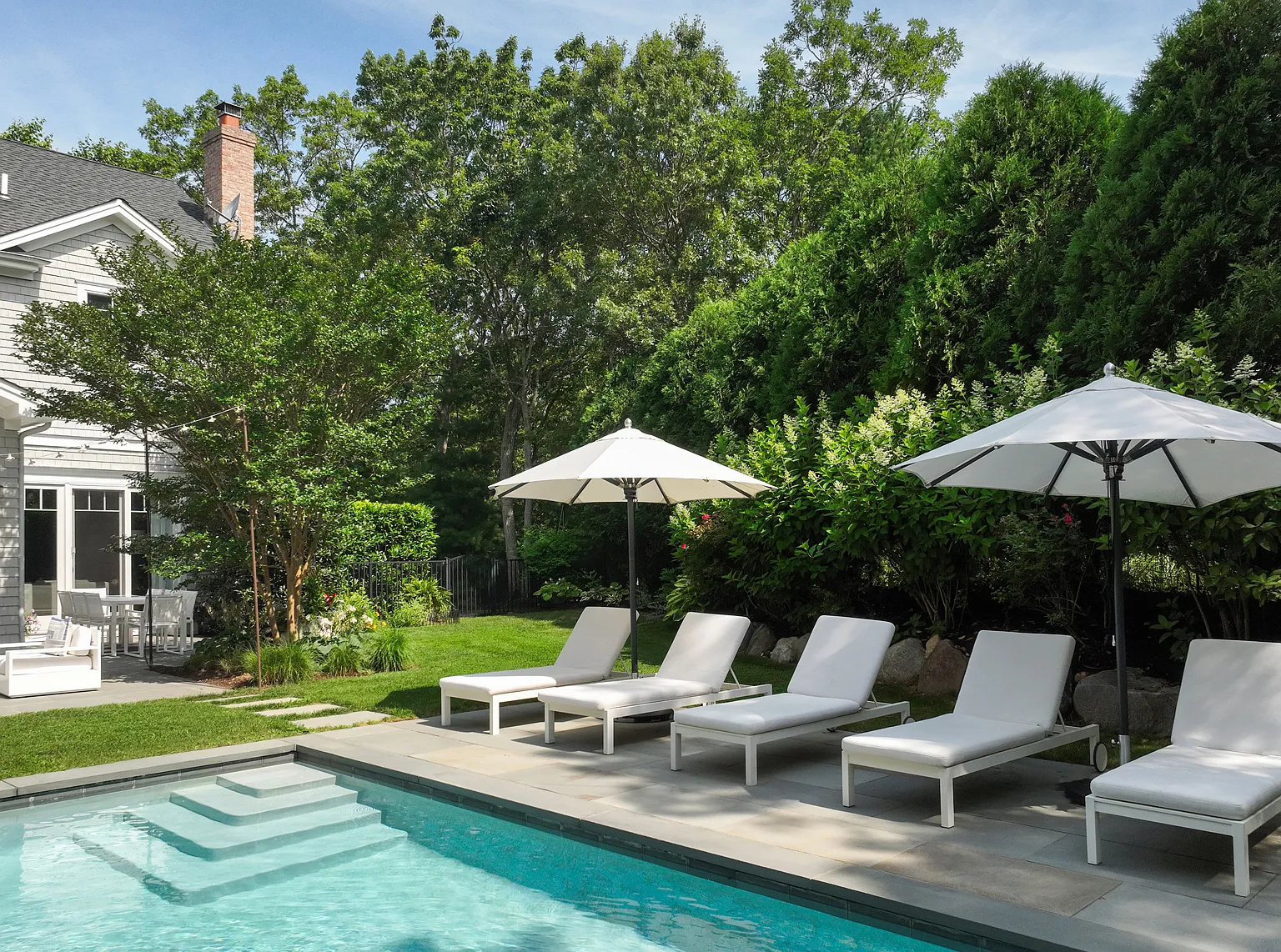 Sag Harbor Village Luxury Rental — Photo 2