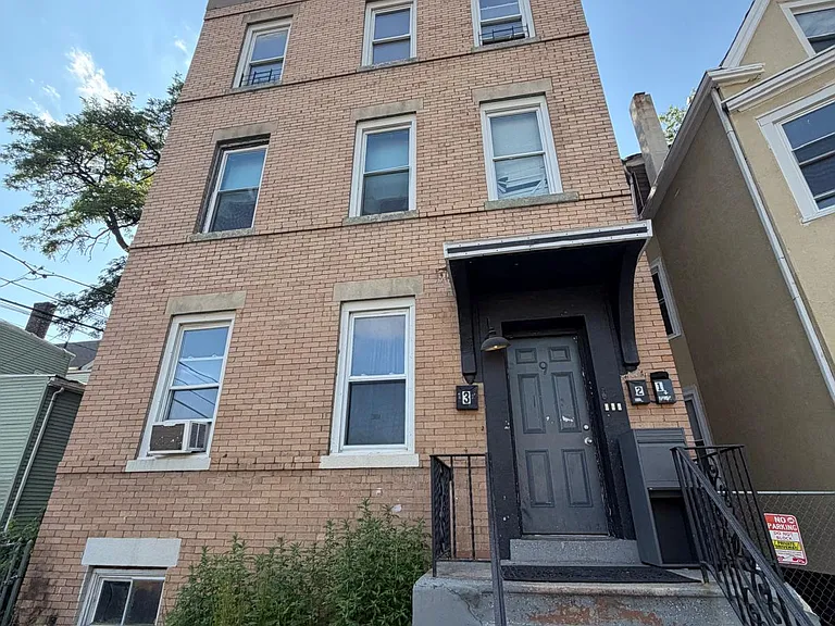 9 Ellington St #C — Photo 1