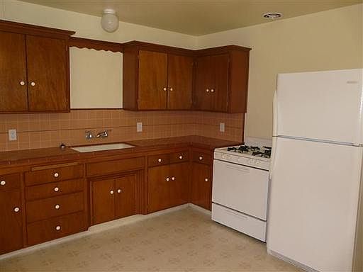 2nd image of 1340 E Hamilton Ave