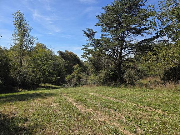 3rd image of Ridge Rd NE