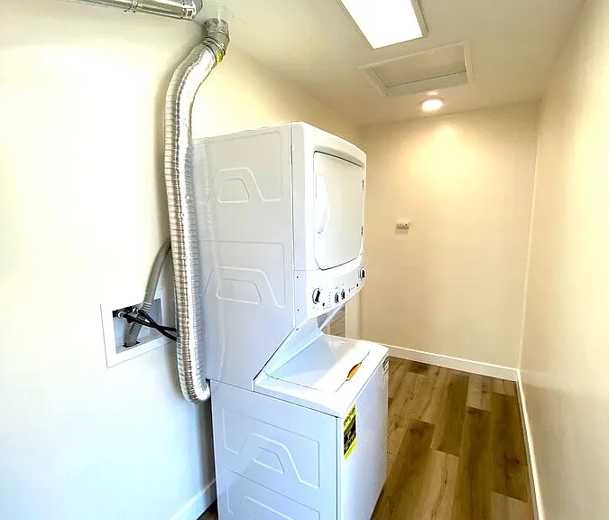 2250-2254 Garnet Ave #2250 — Photo 11