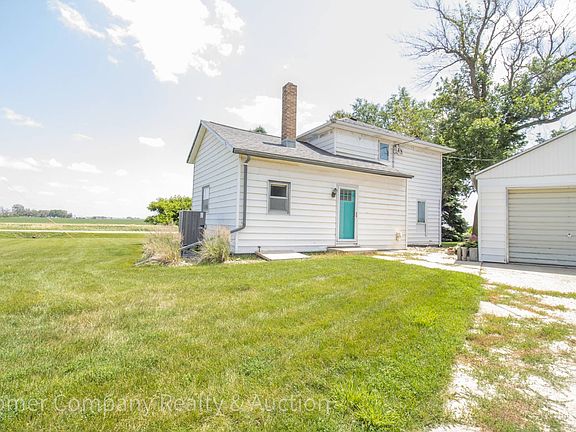 3rd image of 3417 Log Ave