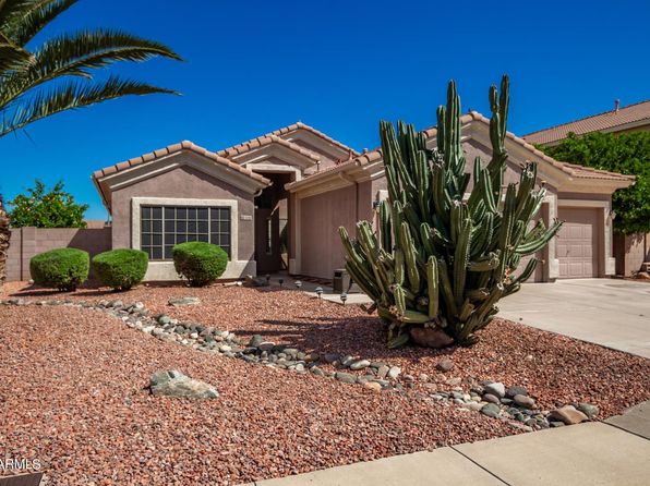 3238 E Javelina Ave