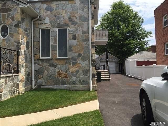 2nd image of 8347 266th St