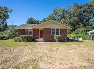 1112 Battery Creek Rd, Beaufort, SC 29902