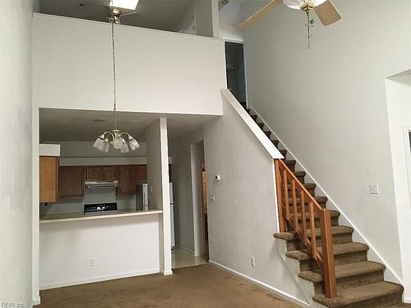 4th image of 205 Andover Ct