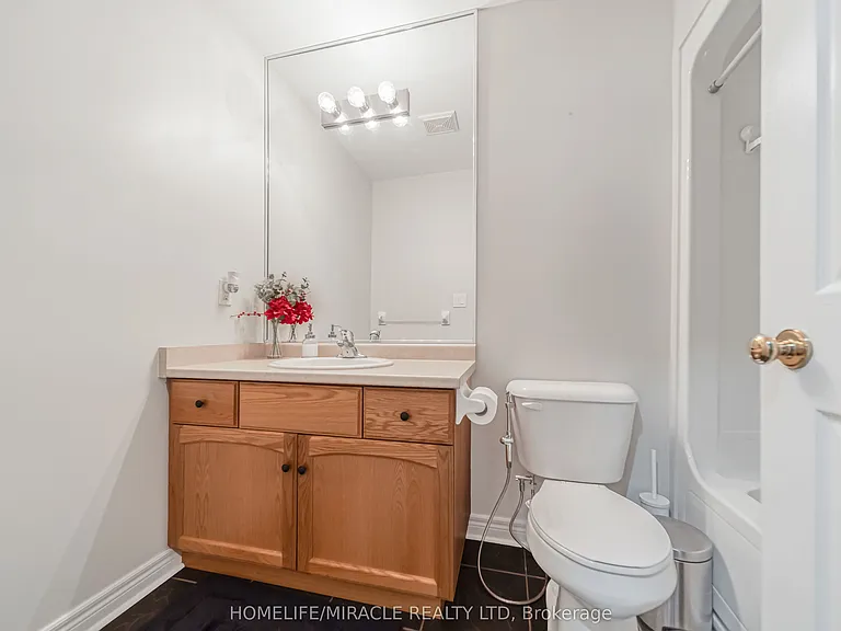 93 Lynch Cir — Photo 33