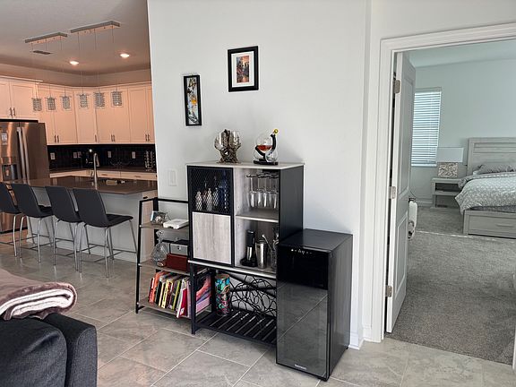 4th image of 2848 Camden Way