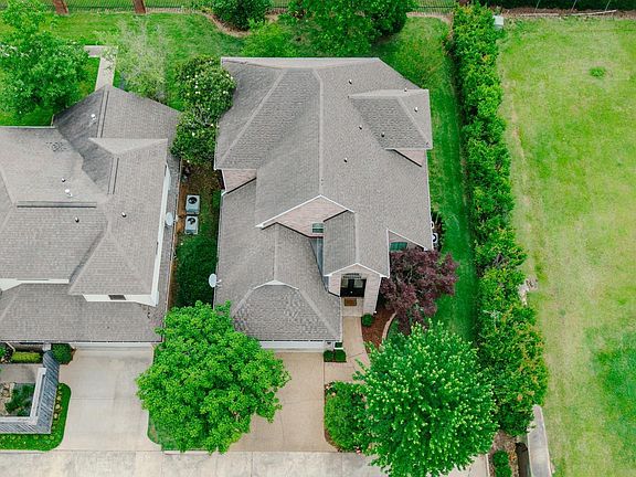 3rd image of 26 Brittan Pl