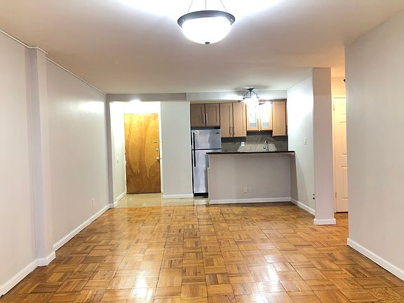 2nd image of 36 Duncan Ave #53E