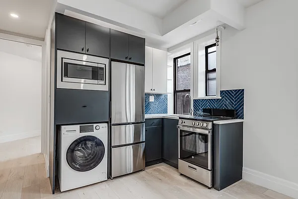 Rented by Compass | media 2